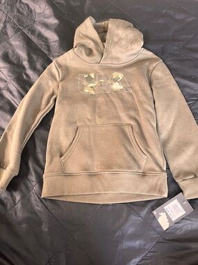NWT Under Armour Olive Green Hoodie with Camo Print Logo